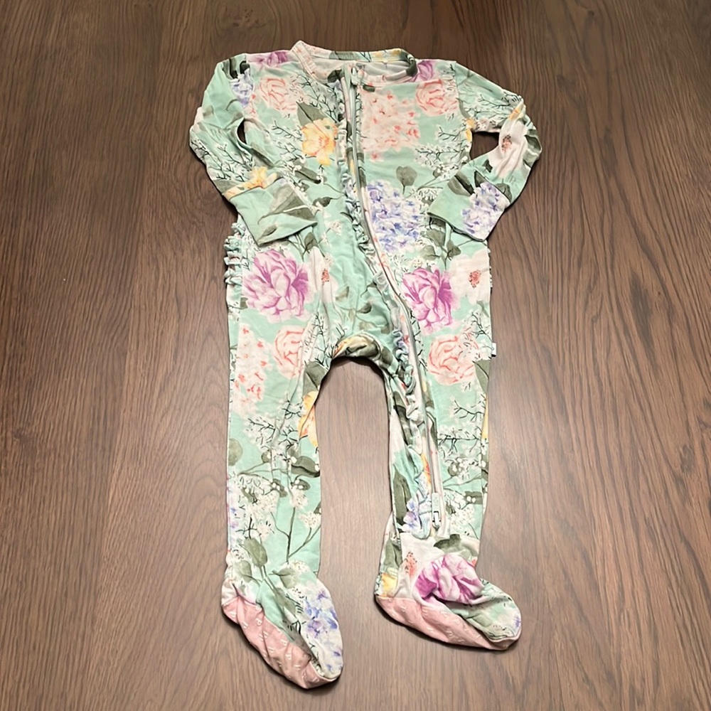 Posh Peanut bamboo baby girl pajamas, size 9-12 months